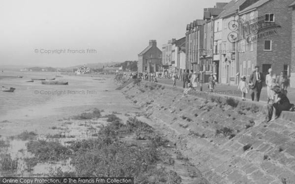 Photo of Parkgate, The Old Sea Wall c.1935