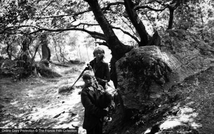 Photo of Pass Of Leny, Children With Bagpipes c.1935