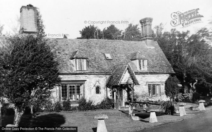 Photo of Patrixbourne, Waterfall Cottages c.1950