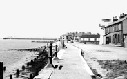 The Waterfront c.1960, Paull