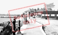 The Waterfront c.1960, Paull