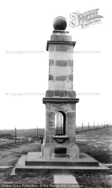 Photo of Peacehaven, King George V Memorial c.1960