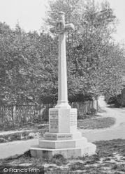 War Memorial 1922, Peaslake