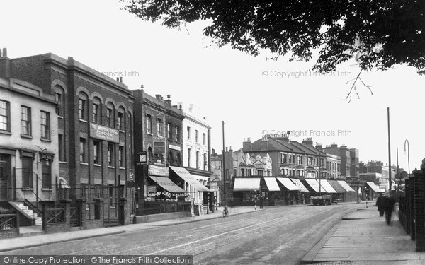 Photo of Peckham, Queens Road c.1955