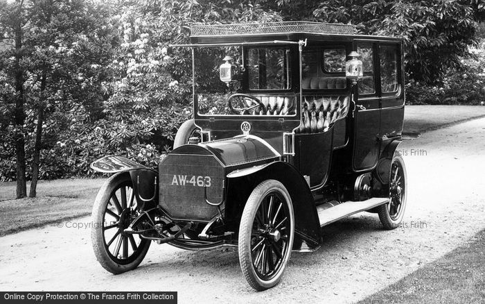 Photo of Pell Wall Hall, A Vintage Car 1911