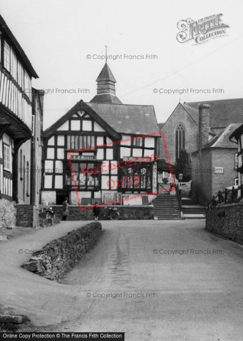Photo of Pembridge, The Village c.1950