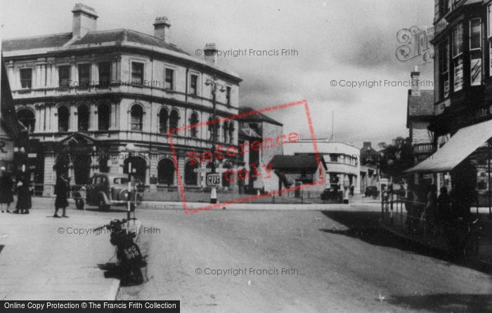 Photo of Penarth, Bank Chambers c.1950