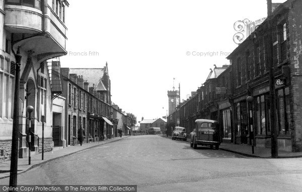 Photo of Penrhiwceiber, Penrhiwceiber Road c.1955