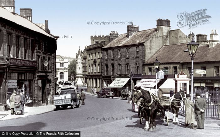 Photo of Penrith, Cornmarket c.1950