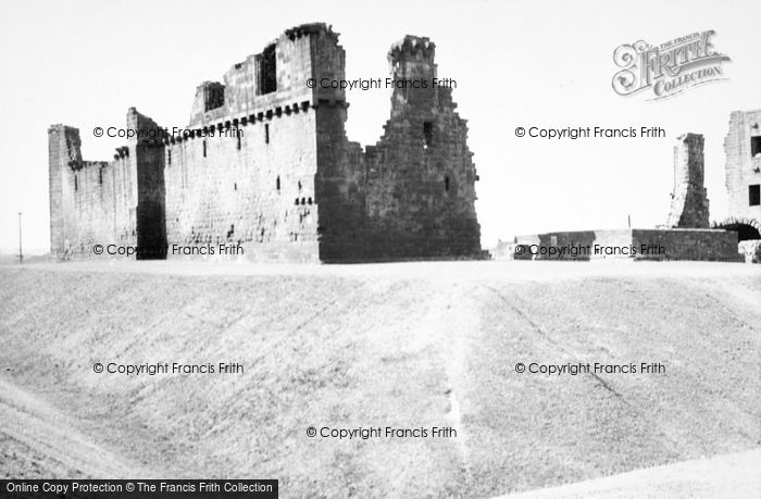 Photo of Penrith, Penrith Castle 1949