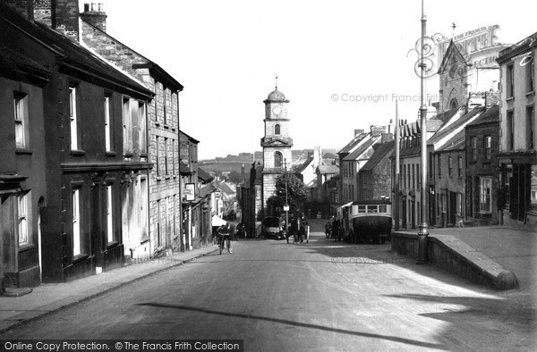 Photo of Penryn, Market Place c.1932