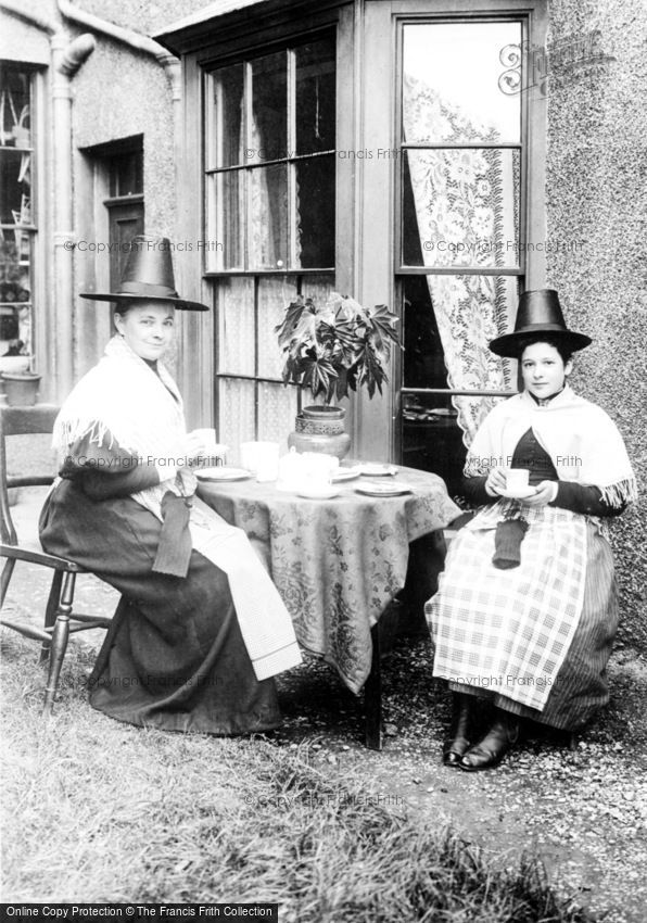 Pensarn, Women in Welsh Costume 1895