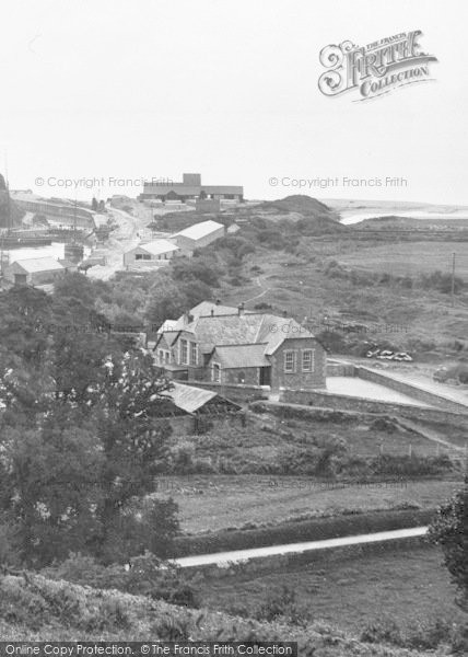 Photo of Pentewan, School House 1927