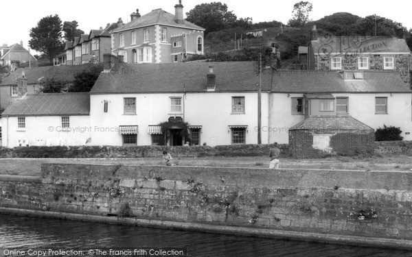 Photo of Pentewan, The Ship Inn c.1960