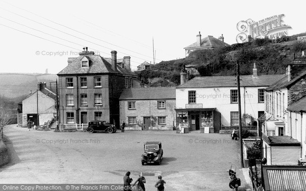 Photo of Pentewan, the Square from the East c1955