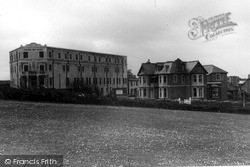 Pentire, Fistral Bay Hotel c.1955, West Pentire
