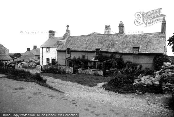 Photo of Pentre Halkyn, The Square 1936