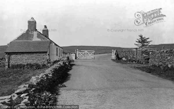 Photo of Pentre Voelas, The Denbigh Moor Road c.1935