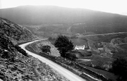 Horseshoe Pass 1913, Pentredwr