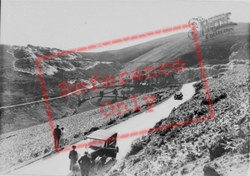 Horseshoe Pass West c.1935, Pentredwr