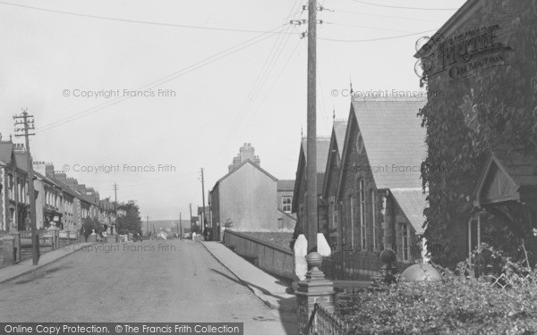 Photo of Penygroes, Waterloo Road 1937