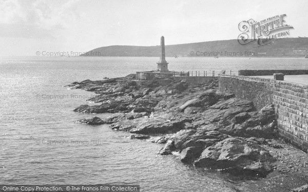 Photo of Penzance, Battery Rocks And War Memorial 1924
