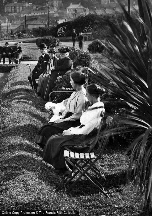 Photo of Penzance, Fashion 1920