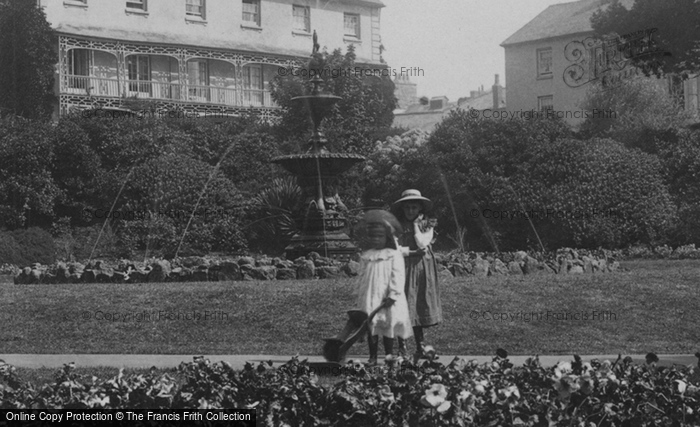 Photo of Penzance, Girls In Morrab Gardens 1904