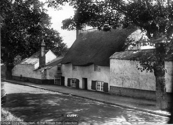 Photo of Penzance, Old Cottage, Alverston Street 1908