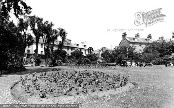 Photo of Penzance, The Gardens c.1960