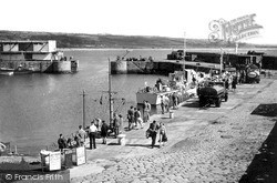 The Harbour c.1955, Penzance