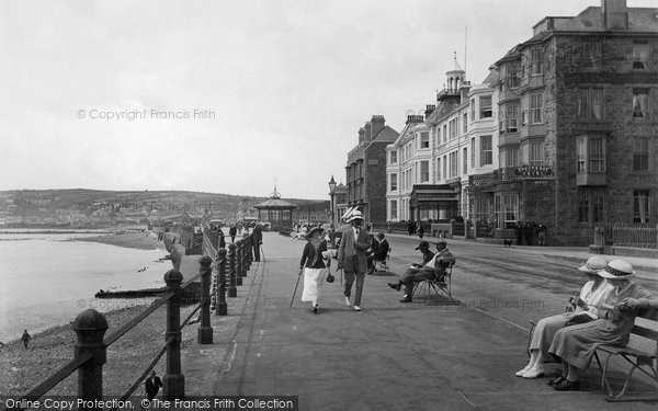 Photo of Penzance, The Promenade 1920
