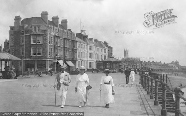 Photo of Penzance, The Promenade, People 1920