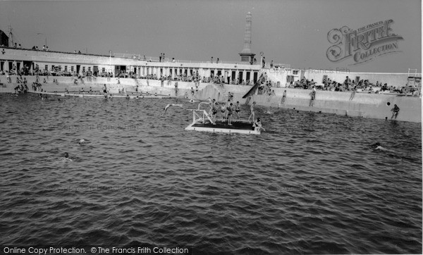 Photo of Penzance, The Swimming Pool c.1960