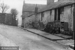 Under Chapel Yard 1908, Penzance