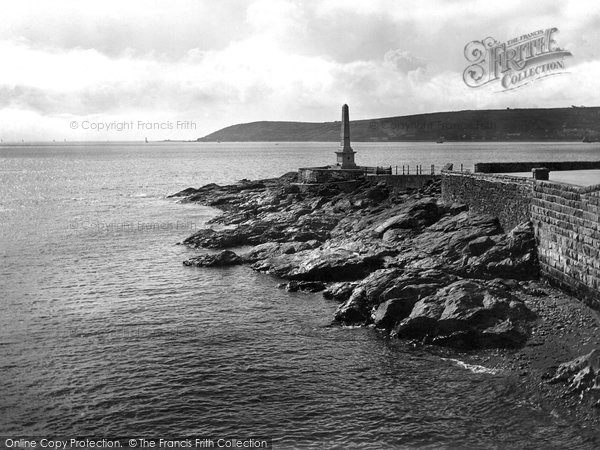 Photo of Penzance, War Memorial 1924