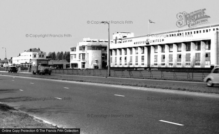 Photo of Perivale, Western Avenue, The Hoover Building c.1965