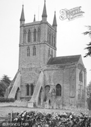 Abbey From The Bowling Green c.1950, Pershore