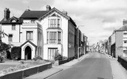 Pershore, Manor House Hotel and Bridge Street c1960