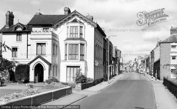Photo of Pershore, Manor House Hotel and Bridge Street c1960