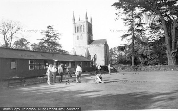 Photo of Pershore, The Bowling Green And Abbey c.1960