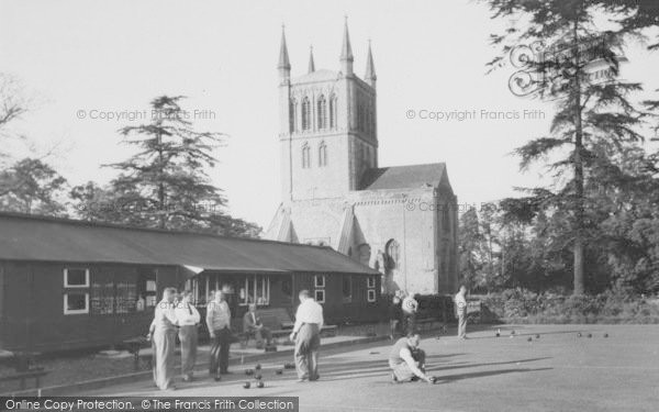 Photo of Pershore, The Bowling Green And Abbey c.1960