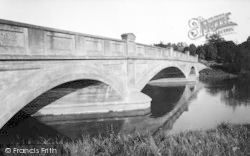 The New Bridge c.1960, Pershore