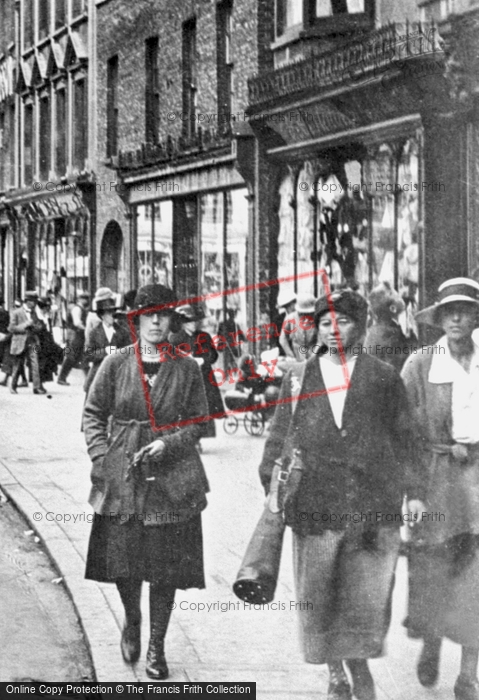 Photo of Peterborough, Ladies In Market Square 1919