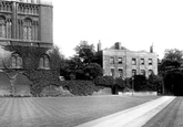 Laurel Court 1904, Peterborough