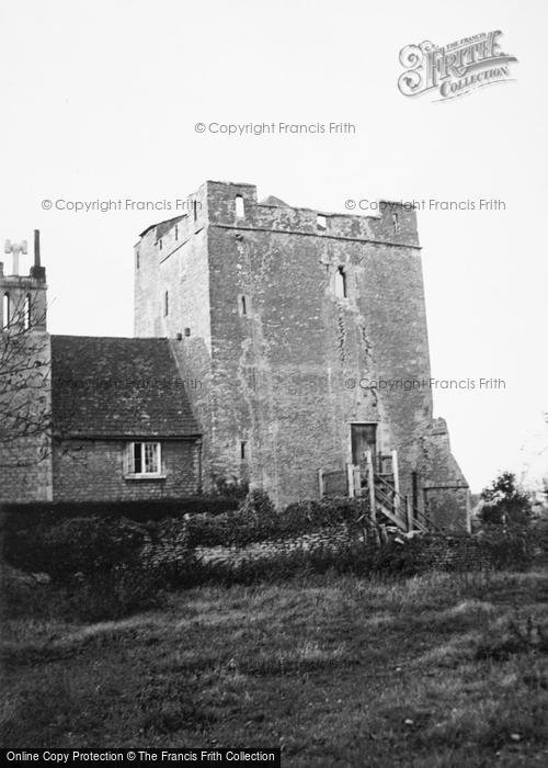 Photo of Peterborough, Longthorpe Tower c.1950