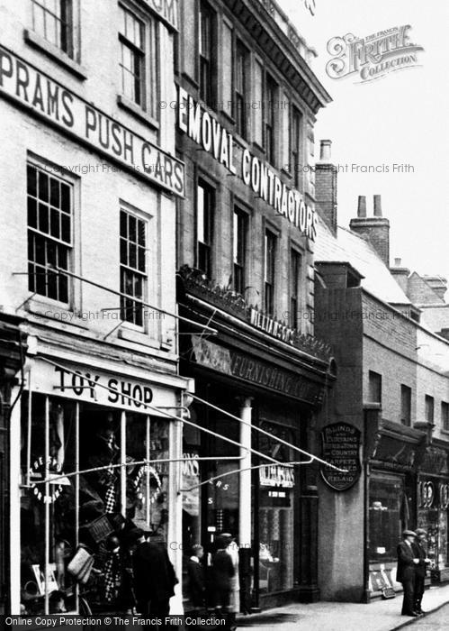 Photo of Peterborough, Narrow Street Shops 1919