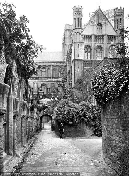 Photo of Peterborough, The Cathedral, The Slype 1919