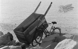 Bicycle And Handcart 2003, Peterhead