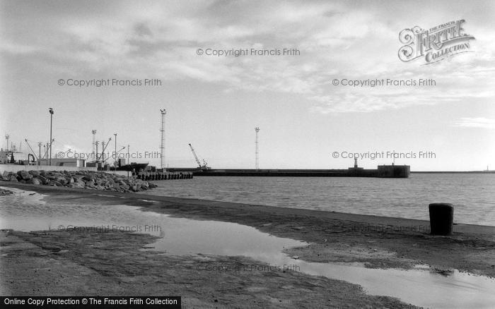 Photo of Peterhead, The Harbour 2003